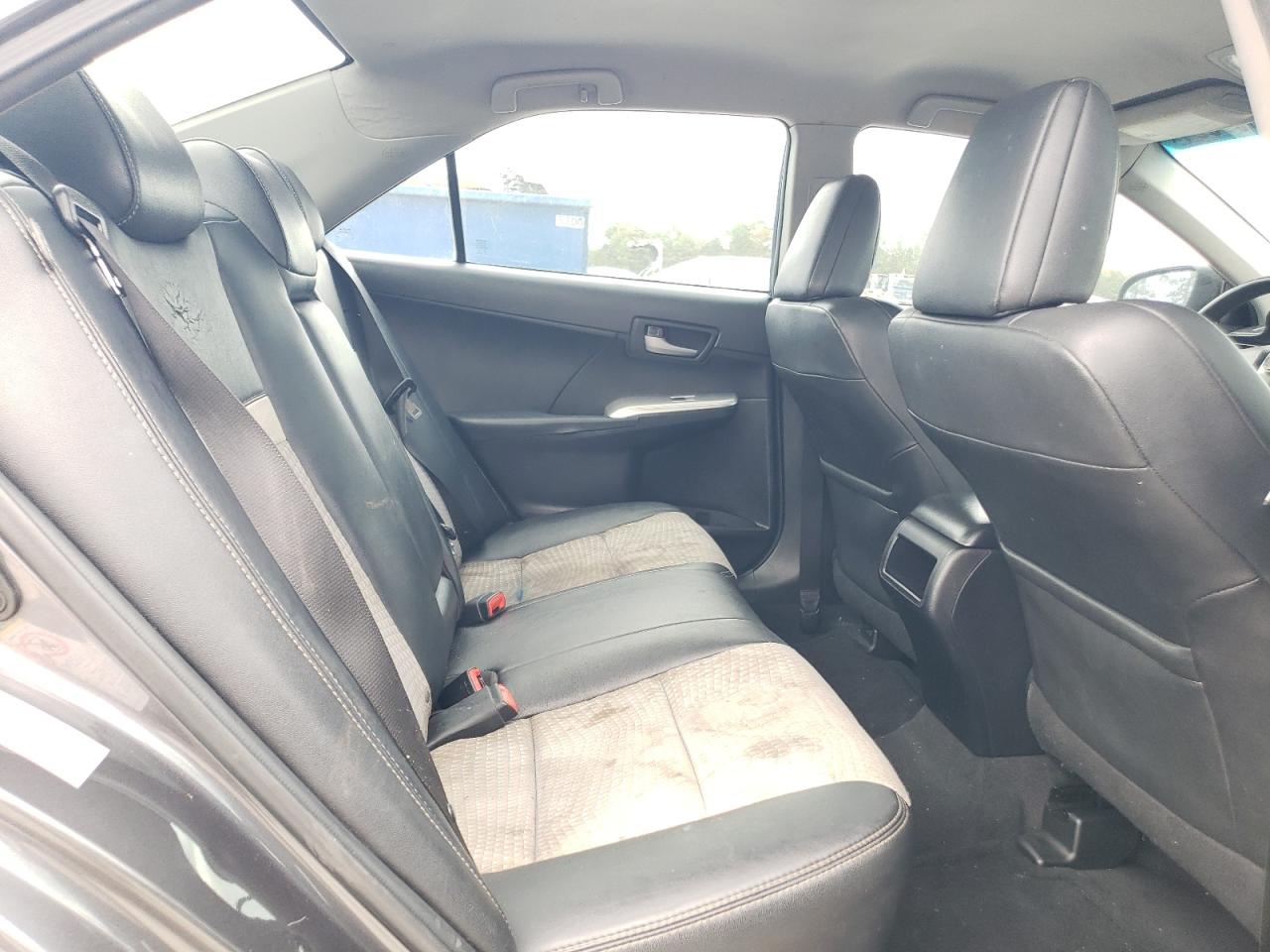2012 Toyota Camry - Image 10