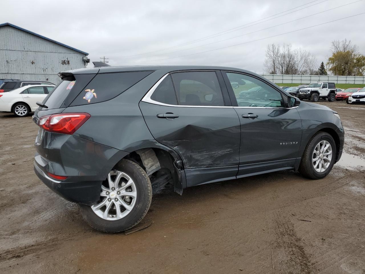 2020 Chevrolet Equinox - Image 3