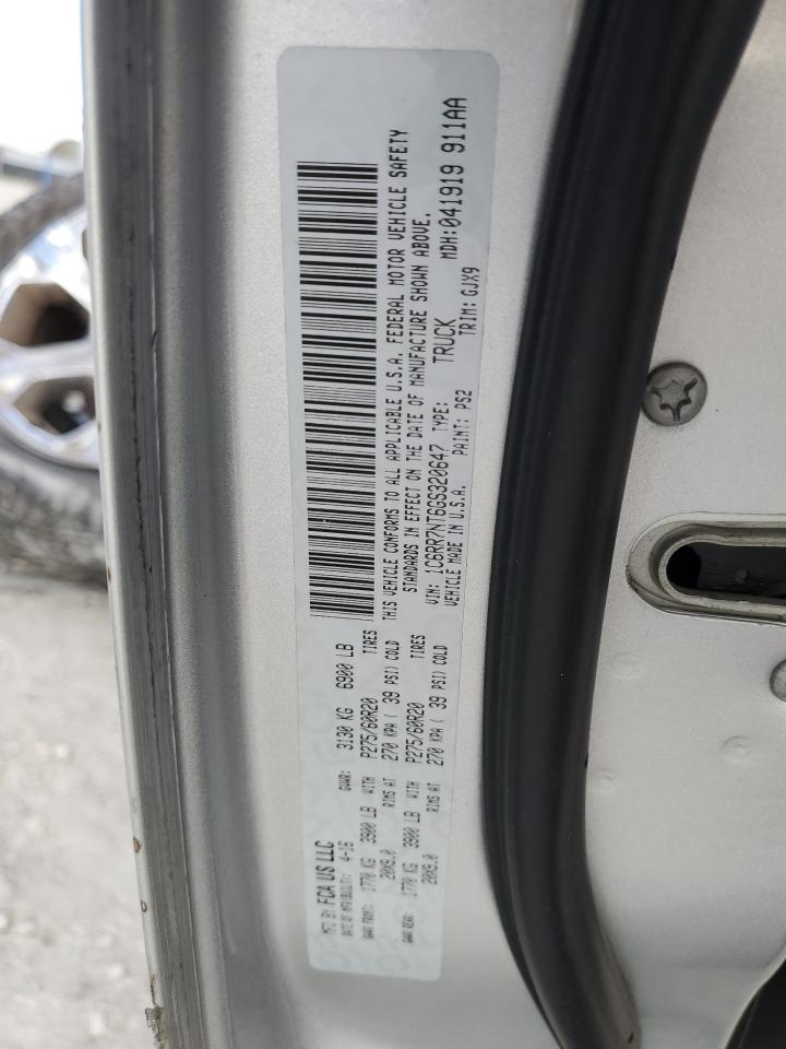 2016 RAM 1500 - Image 12