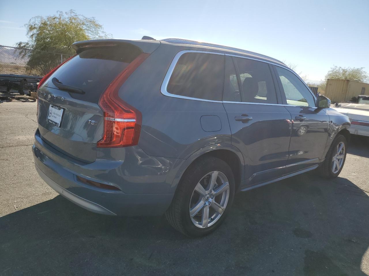 VIN YV4102PK8N1827105 2022 VOLVO XC90 no.3