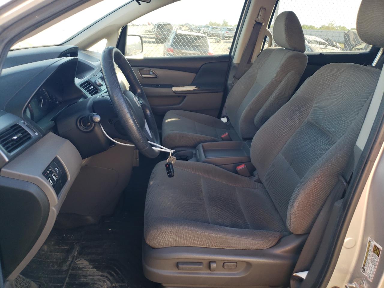 2012 Honda Odyssey - Image 7