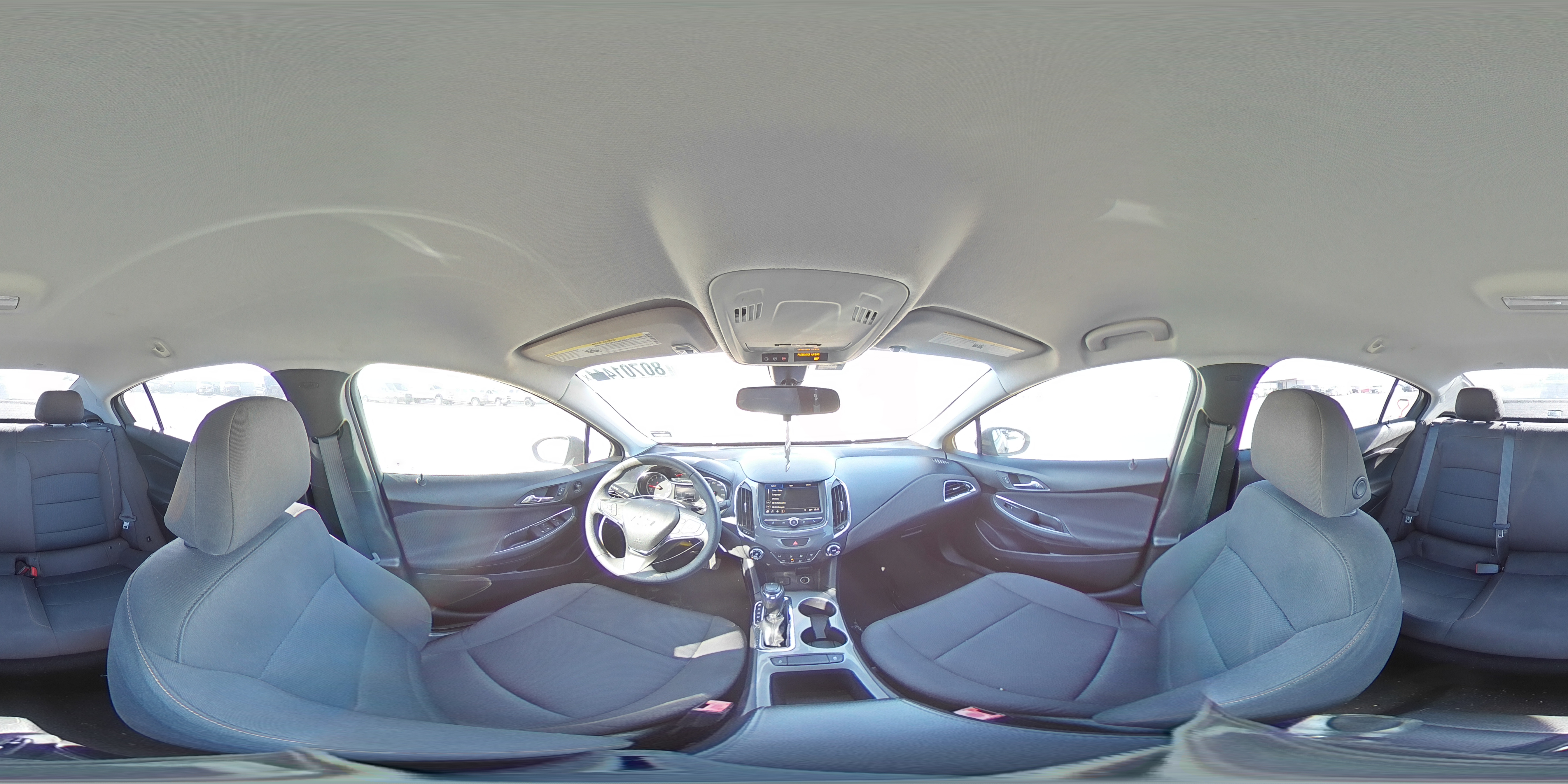 2019 Chevrolet Cruze - Image 13