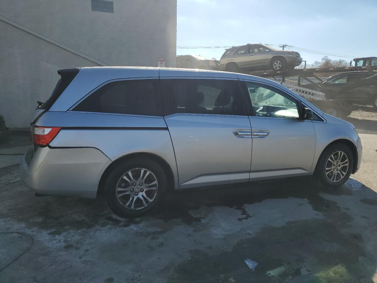 2012 Honda Odyssey - Image 3