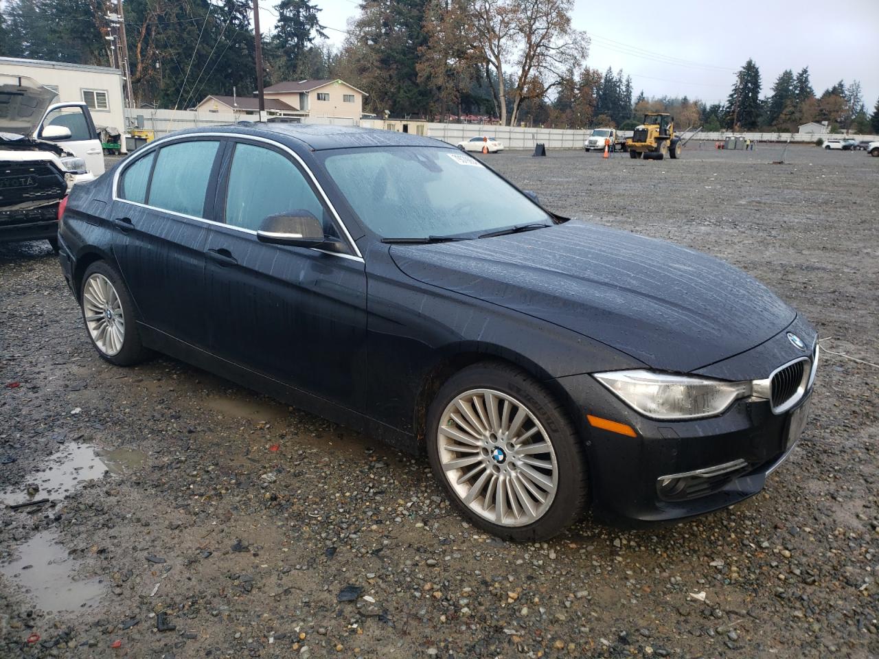 VIN WBA3B3C54DF145946 2013 BMW 3 SERIES no.4