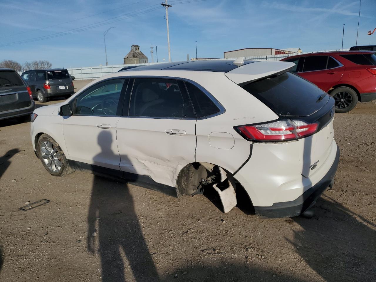 2019 Ford Edge - Image 2