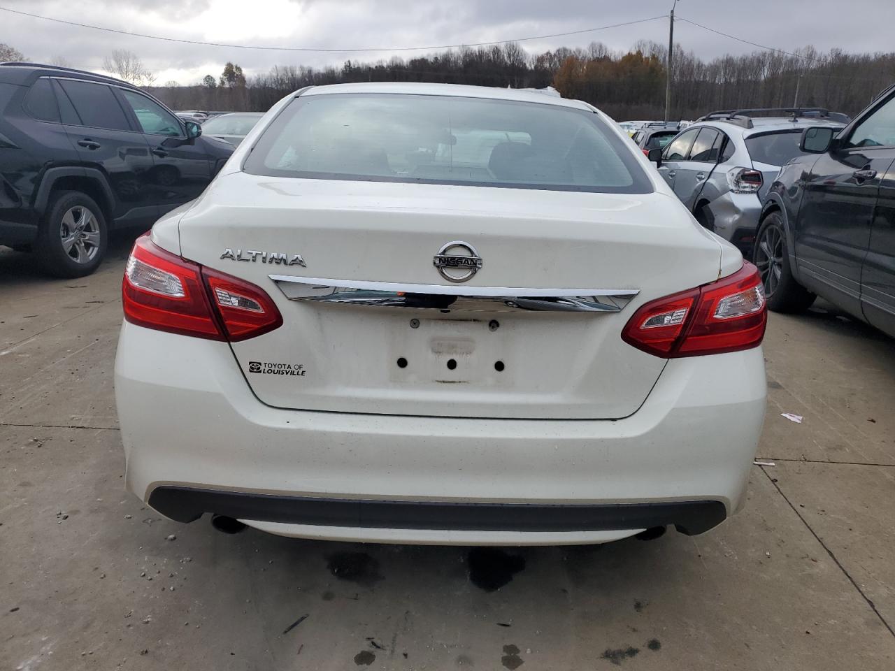 2017 Nissan Altima - Image 6