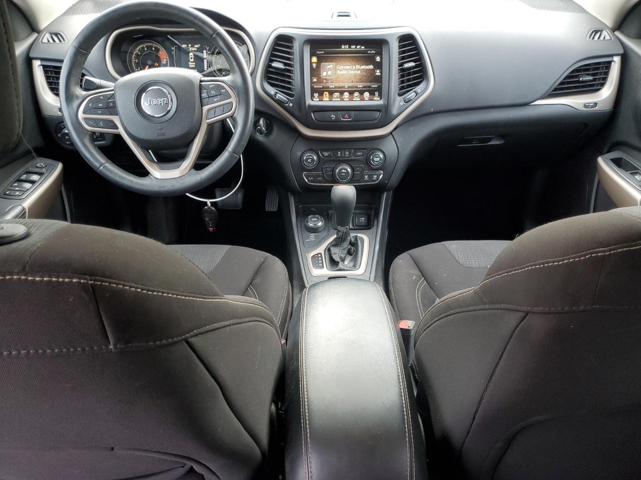 2017 Jeep Grand Cherokee - Image 8