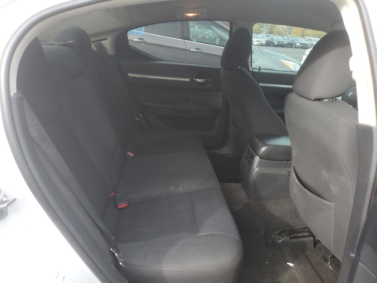 2010 Dodge Charger - Image 10