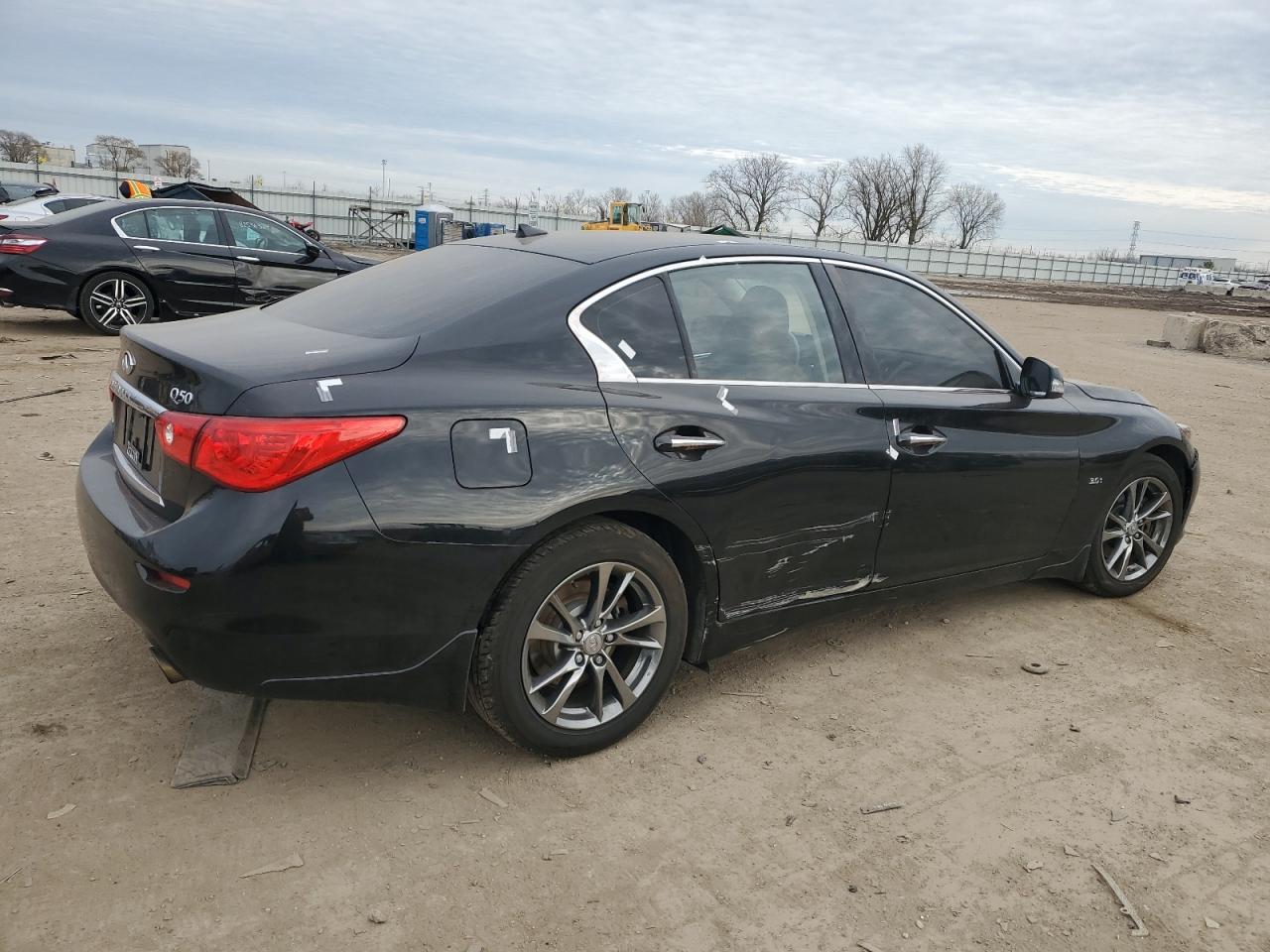 VIN JN1EV7ARXHM838413 2017 INFINITI Q50 no.3