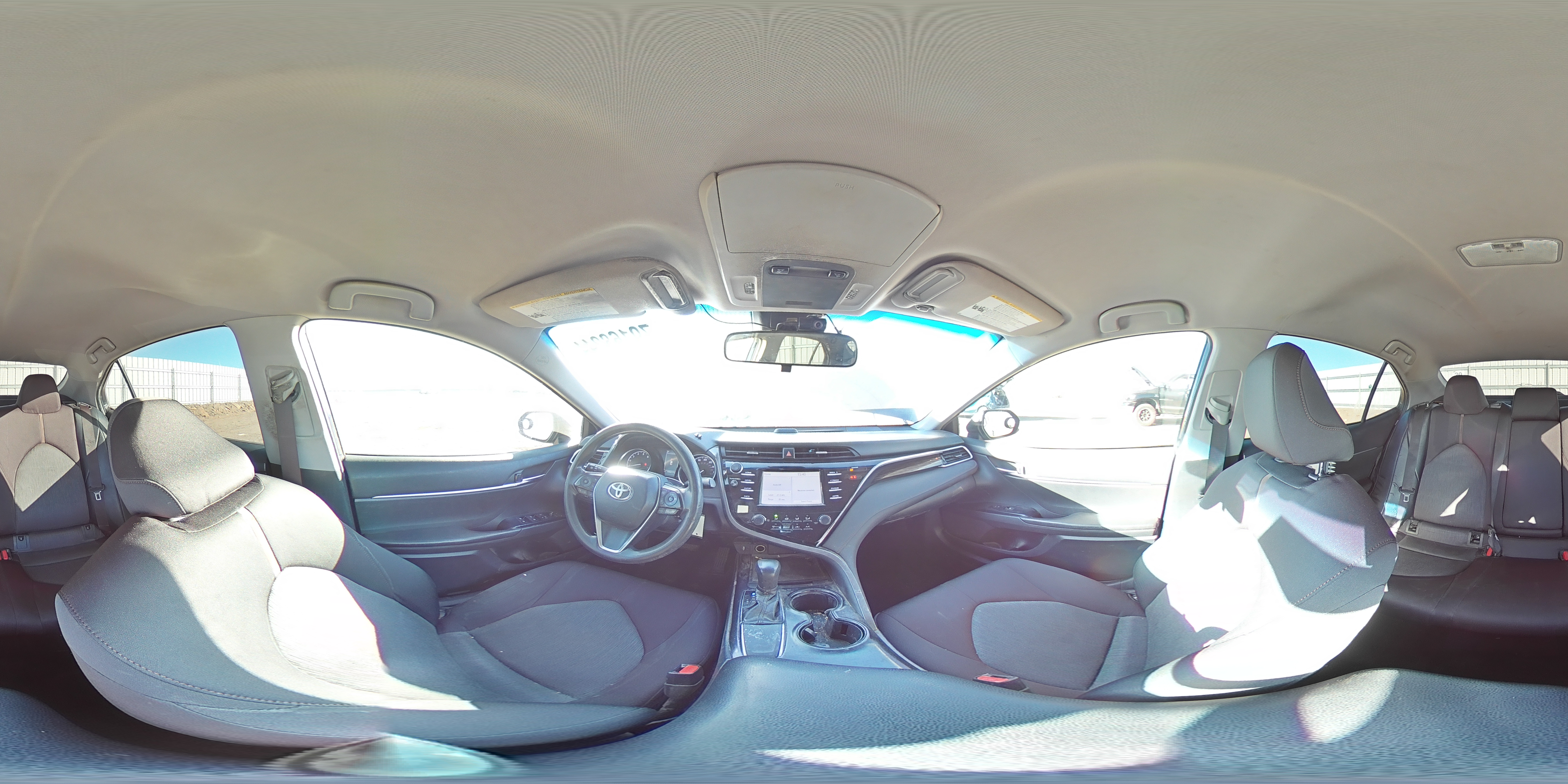 2018 Toyota Camry - Image 13