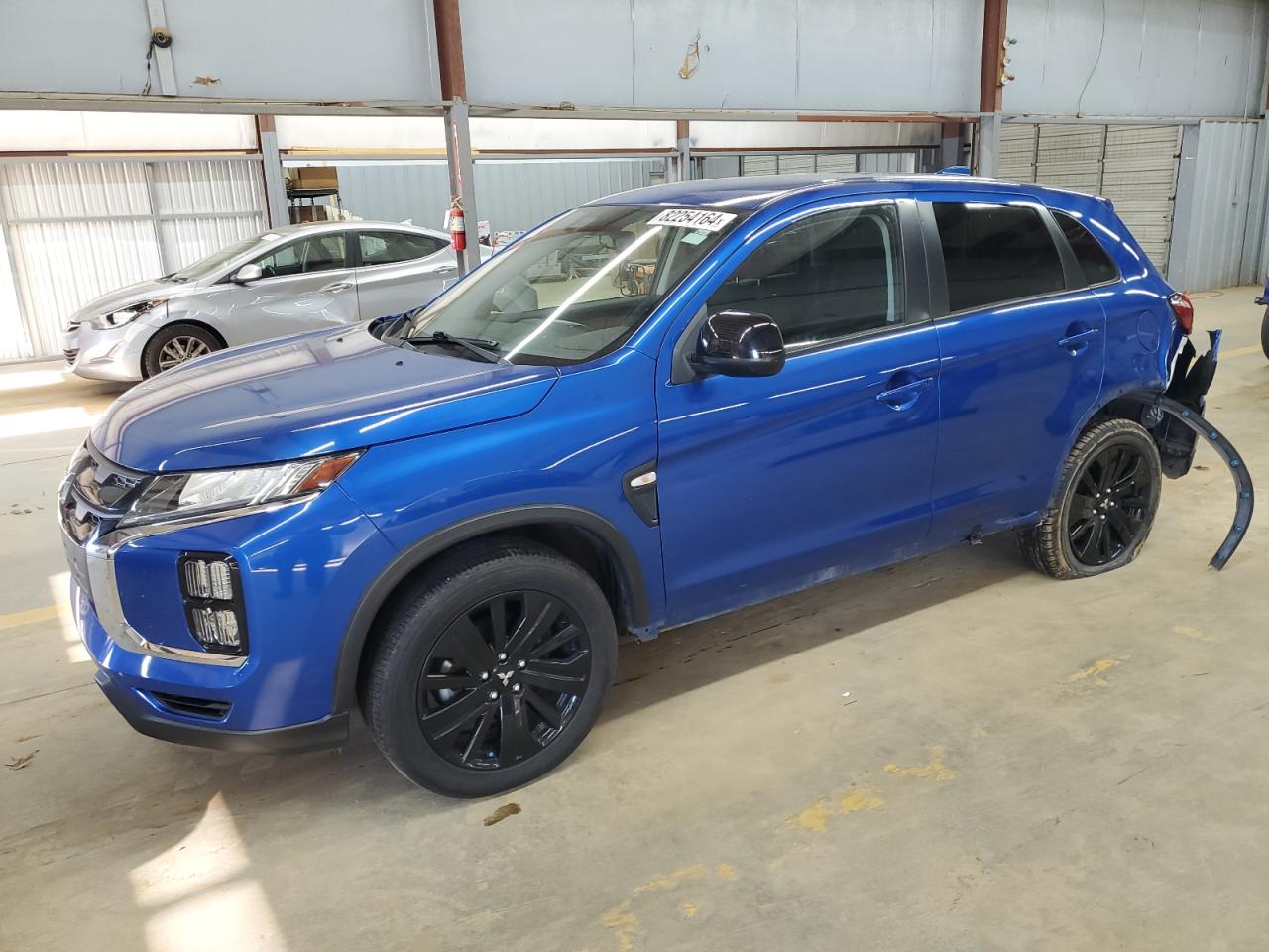 2021 Mitsubishi Outlander - Image 1