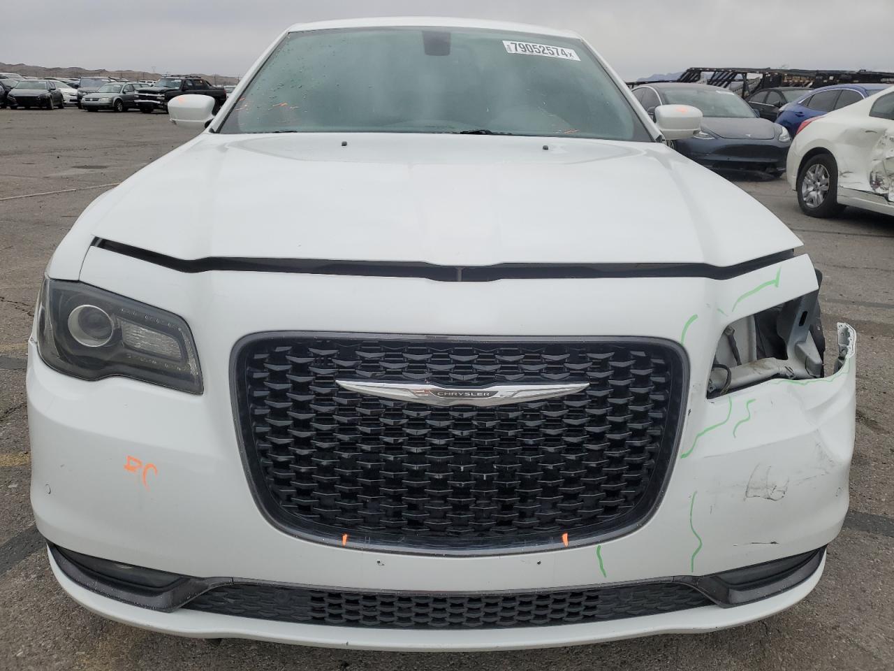 2015 Chrysler 300 - Image 5