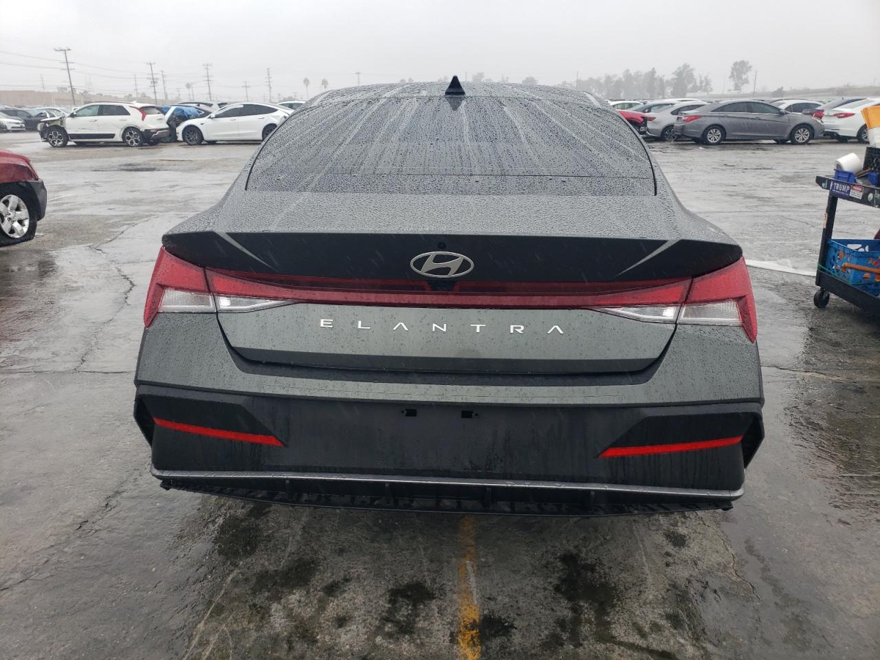 2024 Hyundai Elantra - Image 6