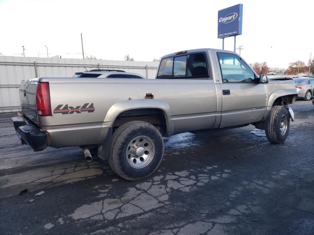 2000 GMC Sierra - Image 3