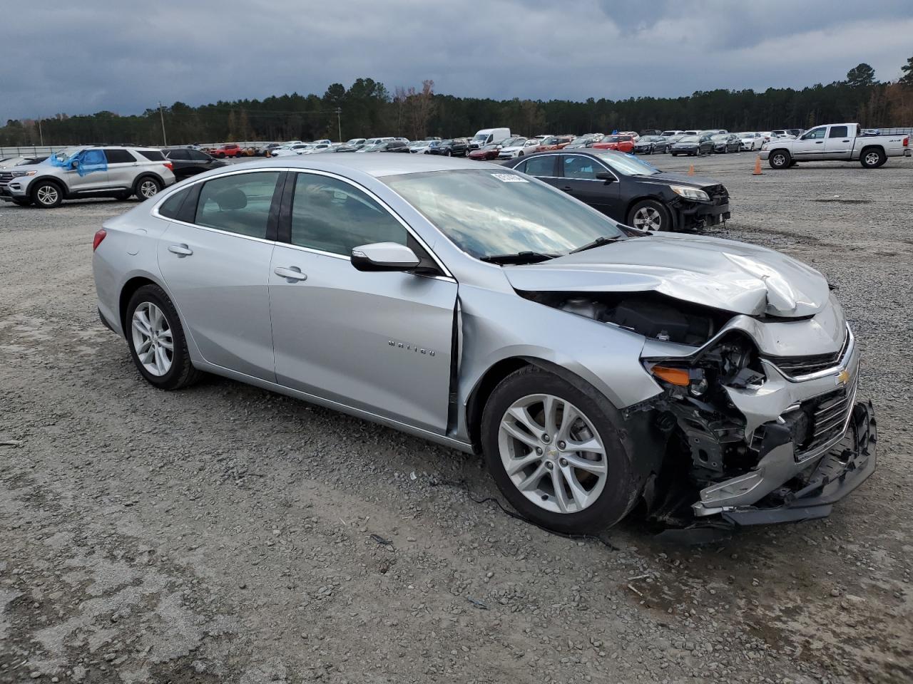 2018 Chevrolet Malibu - Image 4