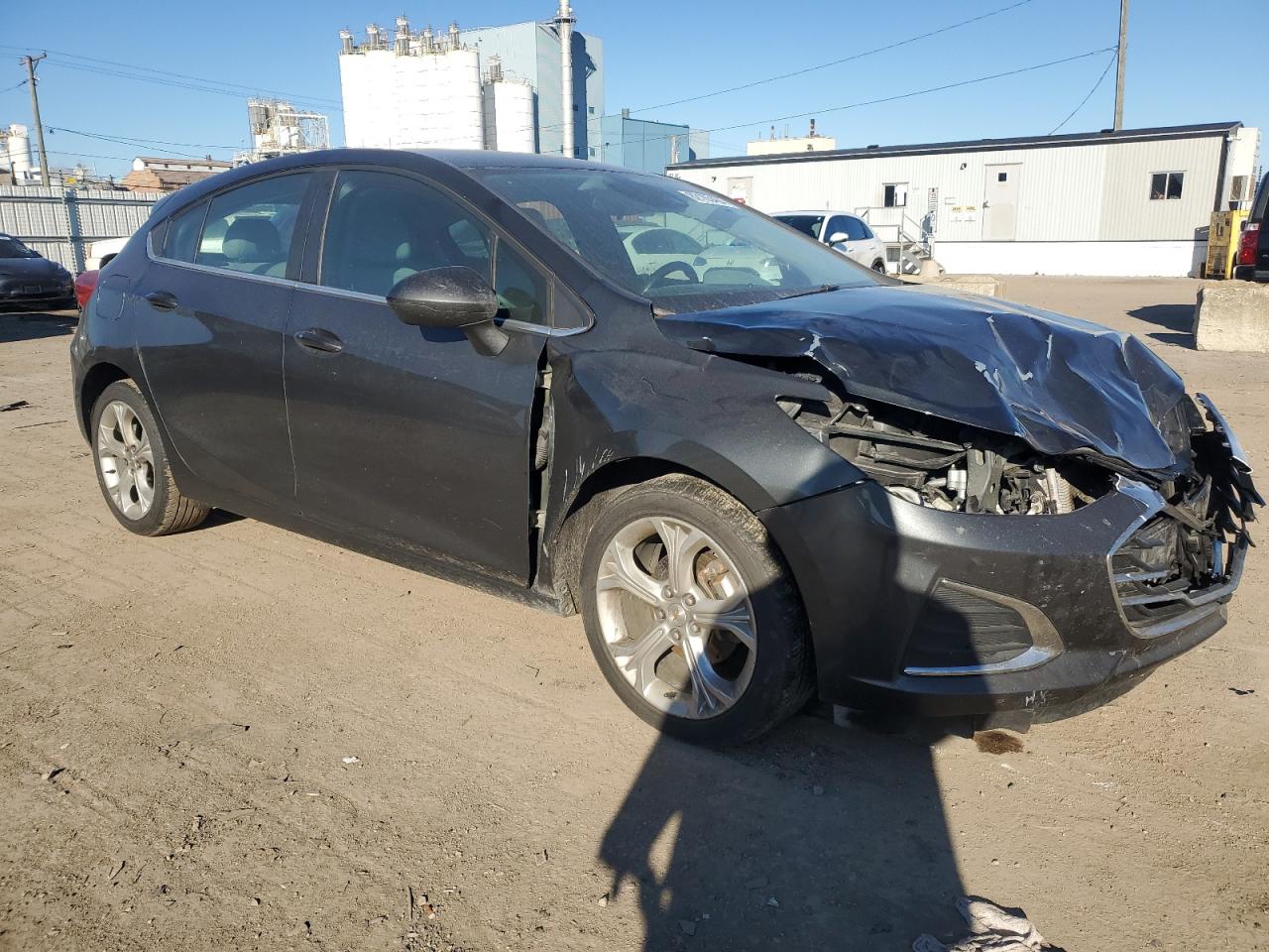 VIN 3G1BF6SM3KS552963 2019 CHEVROLET CRUZE no.4