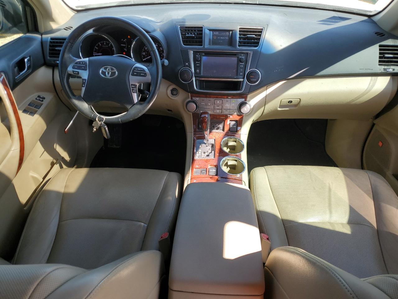 VIN 5TDYK3EH4DS123896 2013 TOYOTA HIGHLANDER no.8