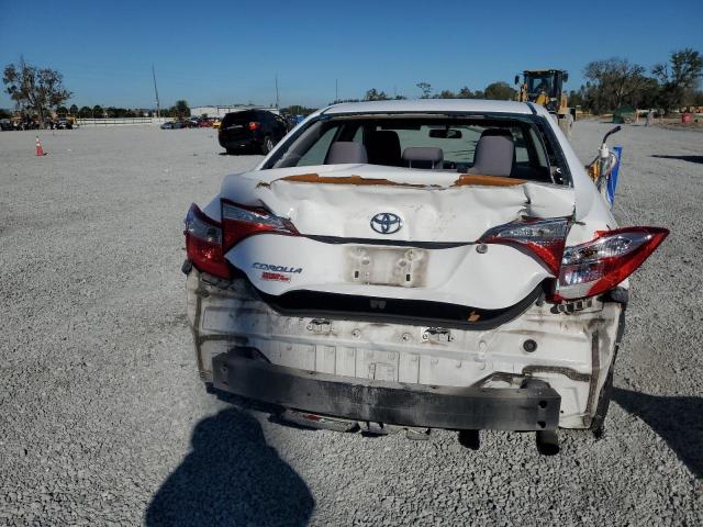  TOYOTA COROLLA 2015 Biały