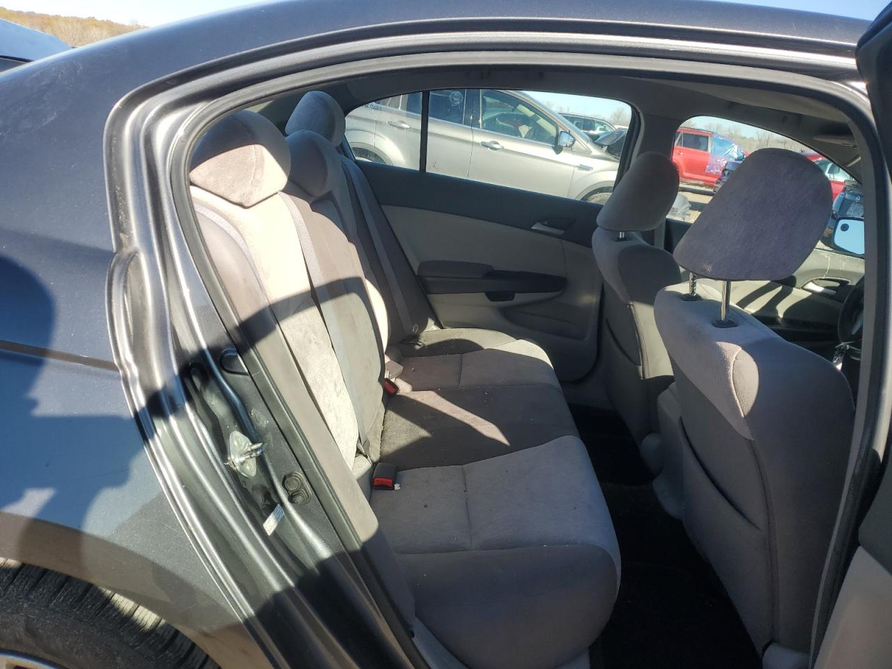 2010 Honda Accord - Image 10