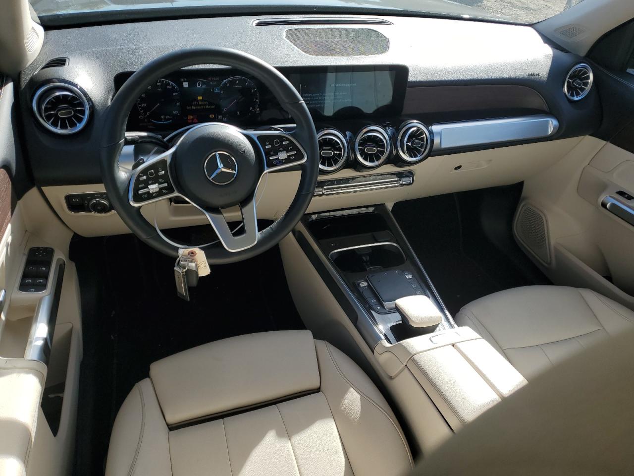 2022 Mercedes-Benz GLB - Image 8