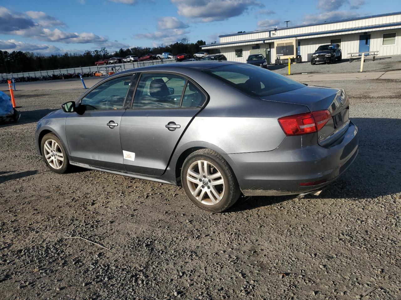 2015 Volkswagen Jetta - Image 2