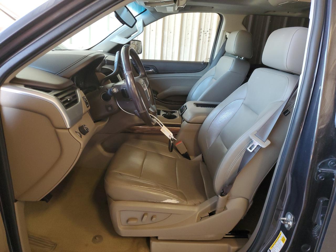 2017 GMC Yukon - Image 7