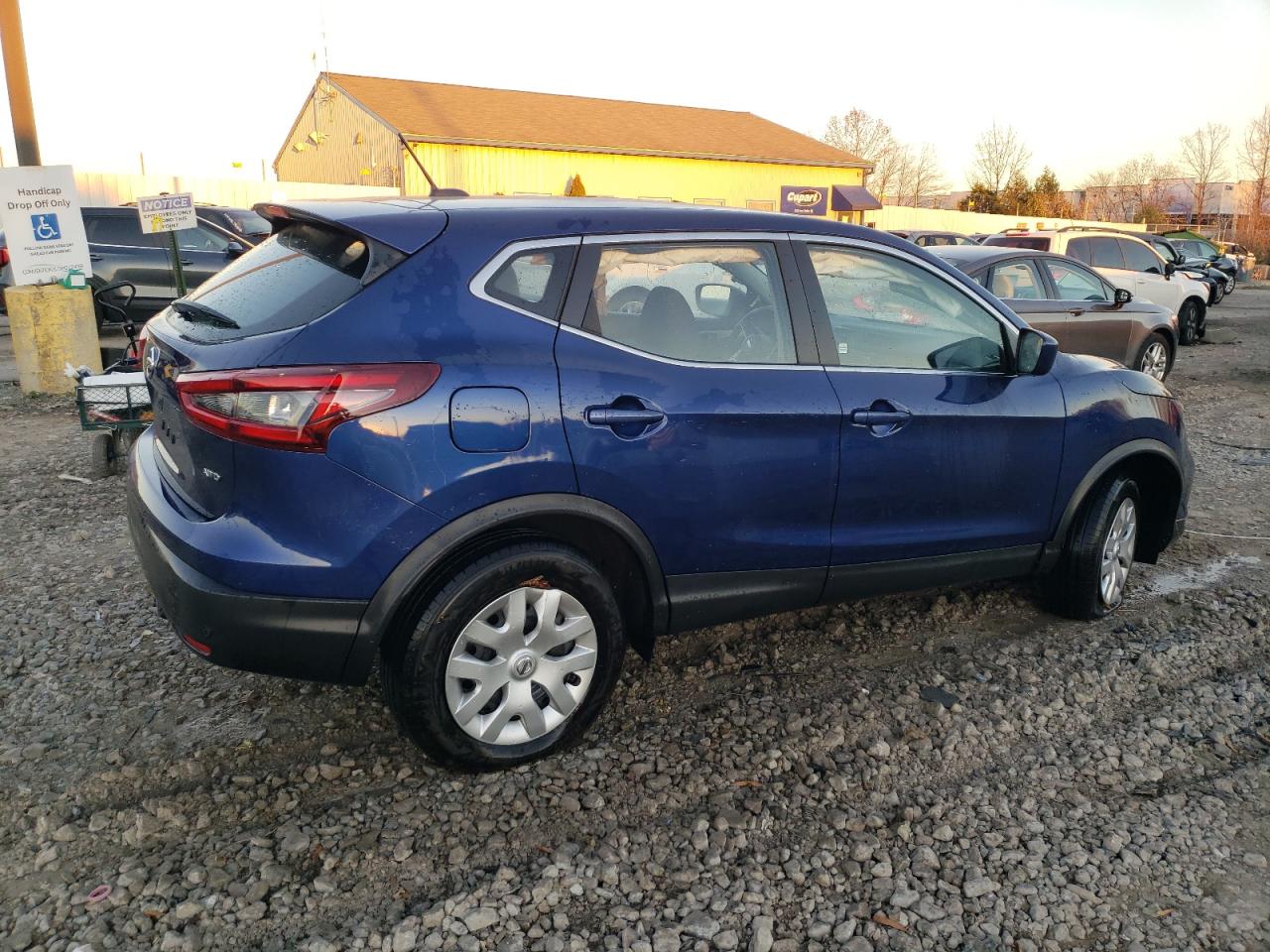 2020 Nissan Rogue - Image 3