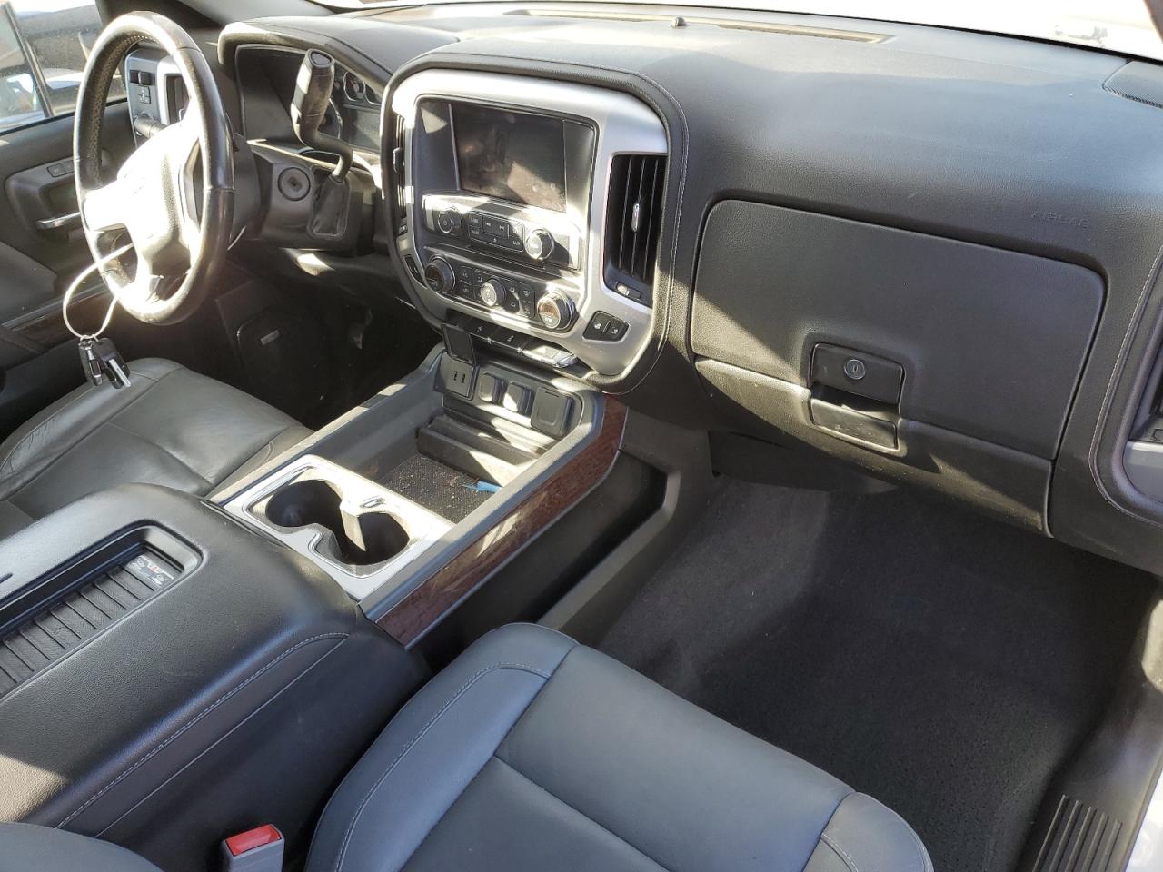 2018 GMC Sierra - Image 8
