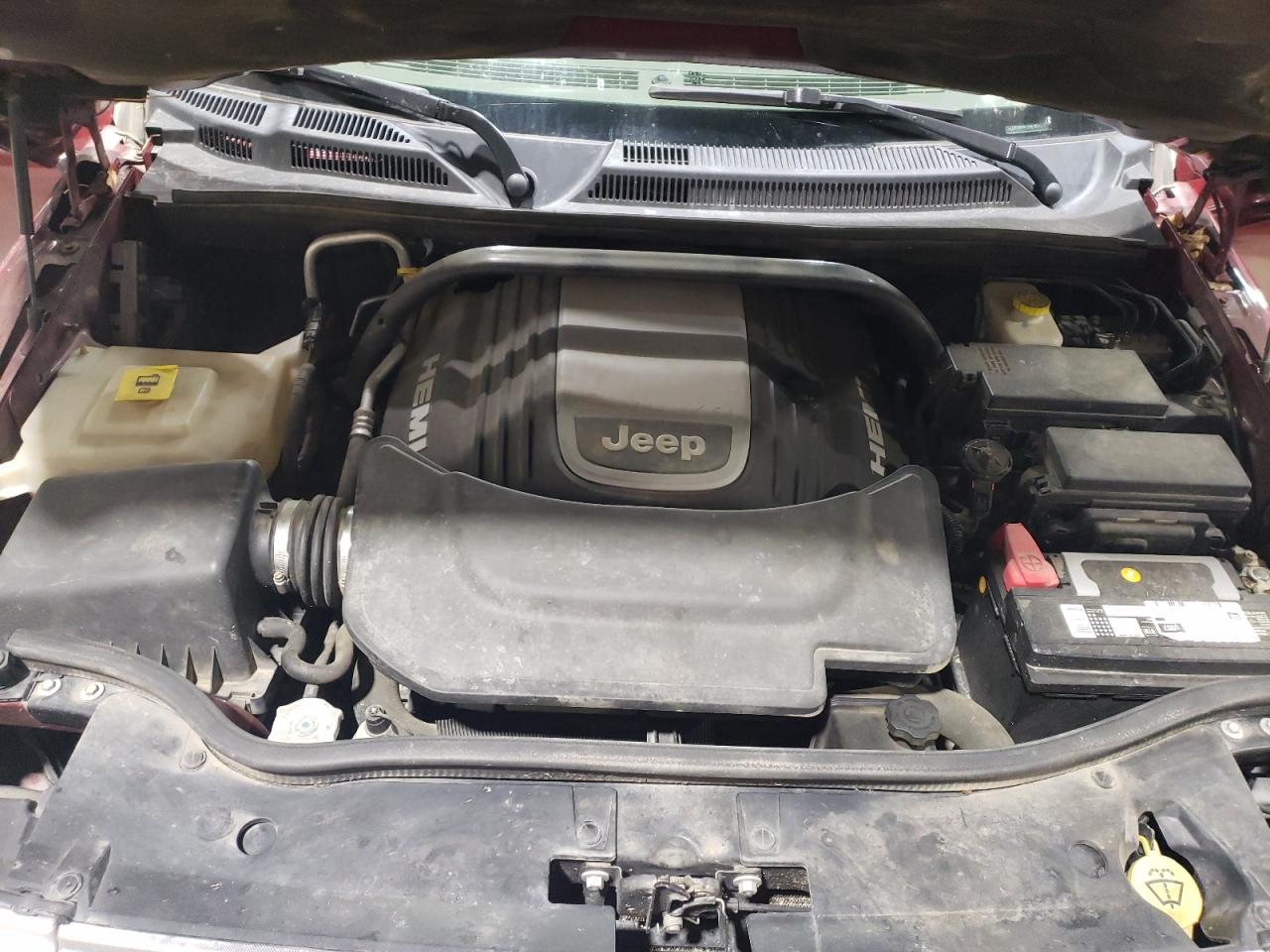 2008 Jeep Commander - Image 12