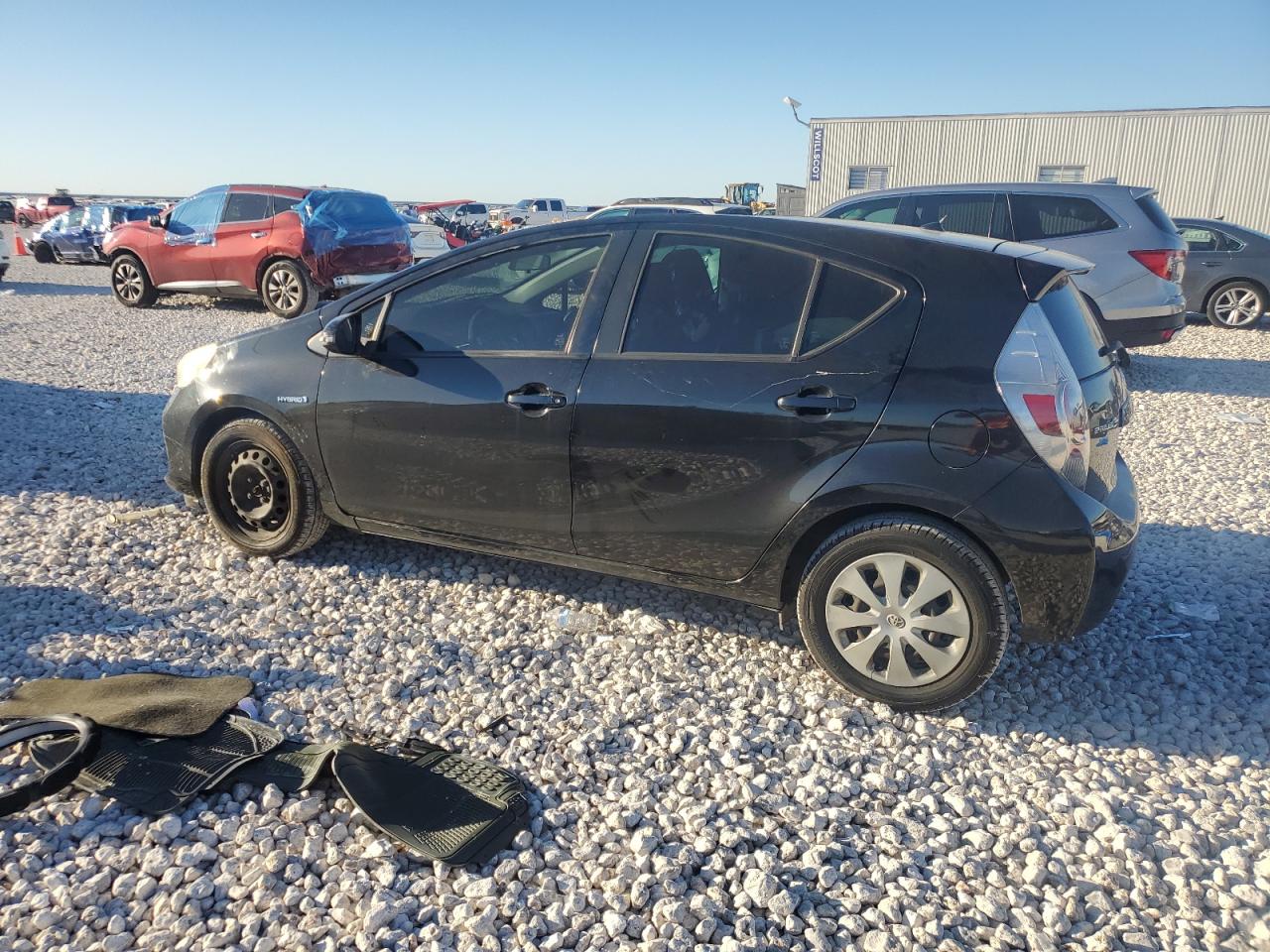 2014 Toyota Prius - Image 2