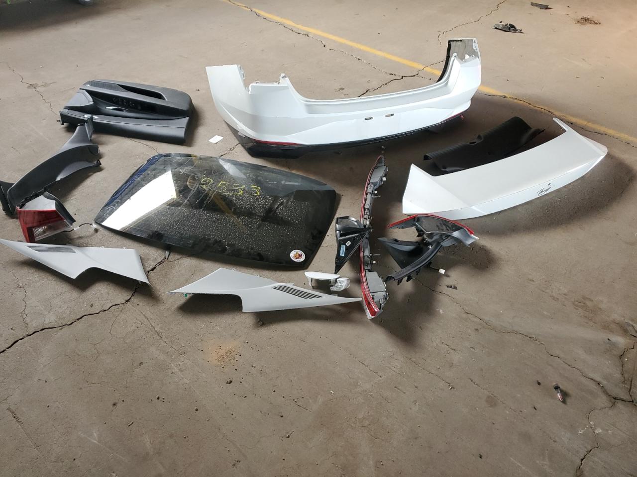 2022 Hyundai Elantra - Image 12