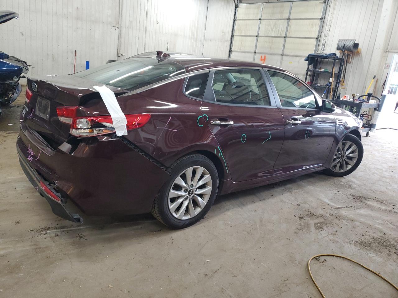 2017 Kia Optima - Image 3