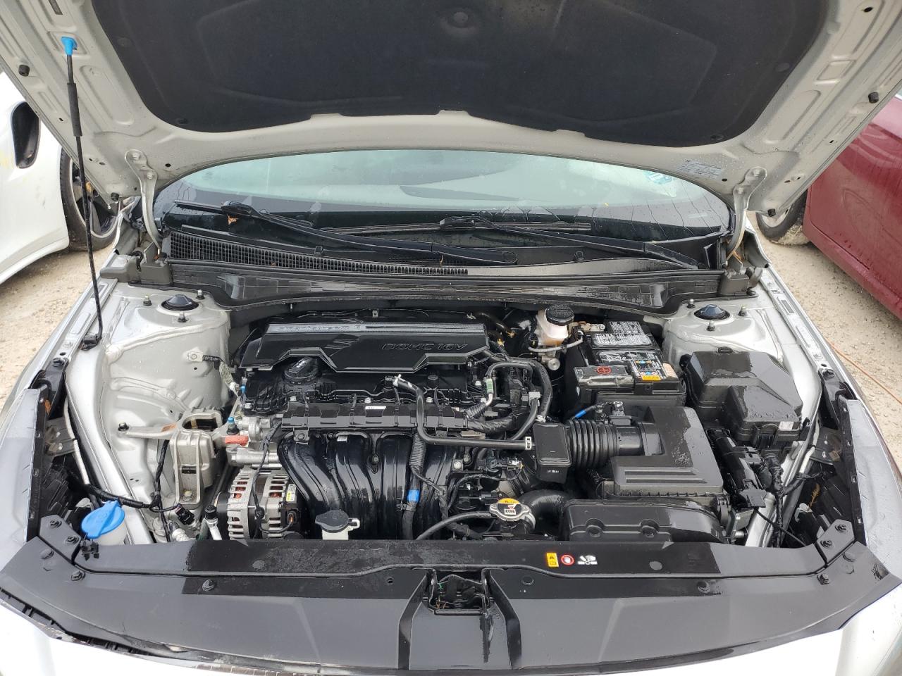 2021 Hyundai Elantra - Image 11
