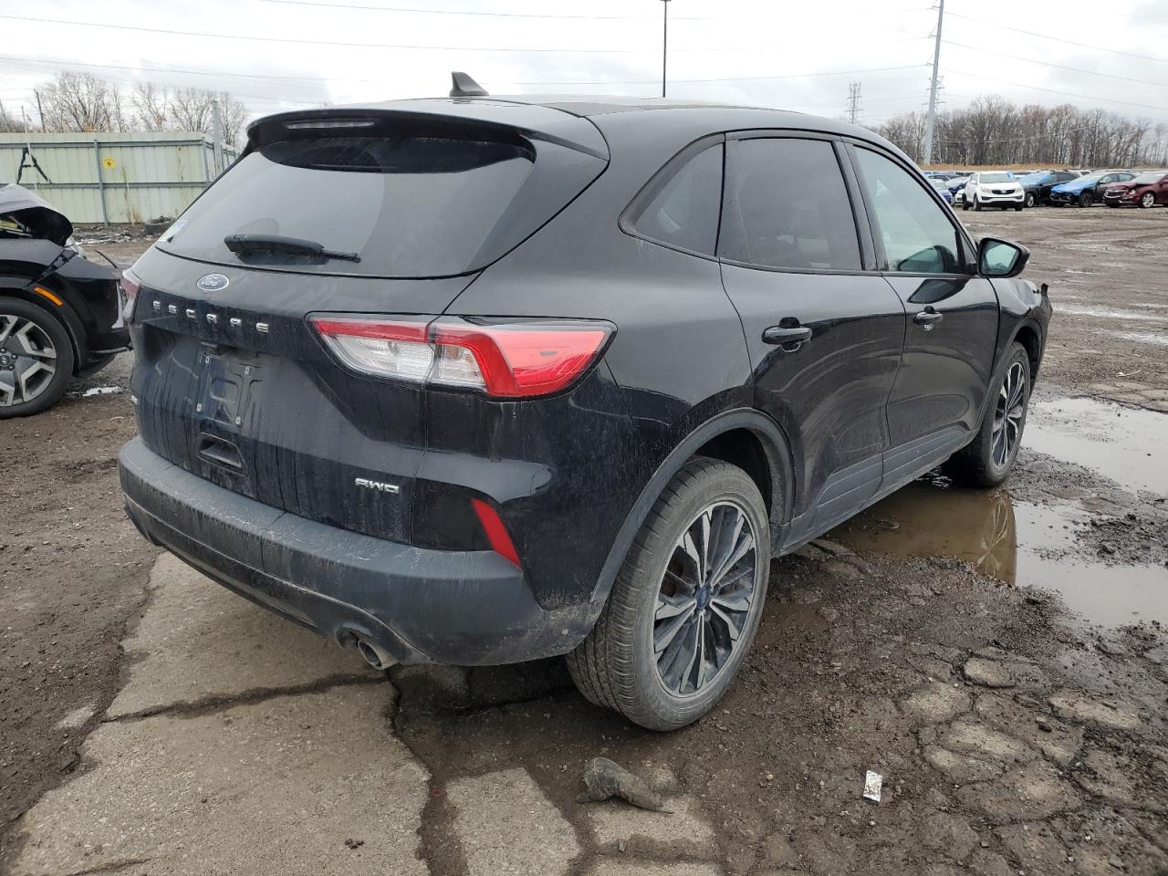 2022 Ford Escape - Image 3