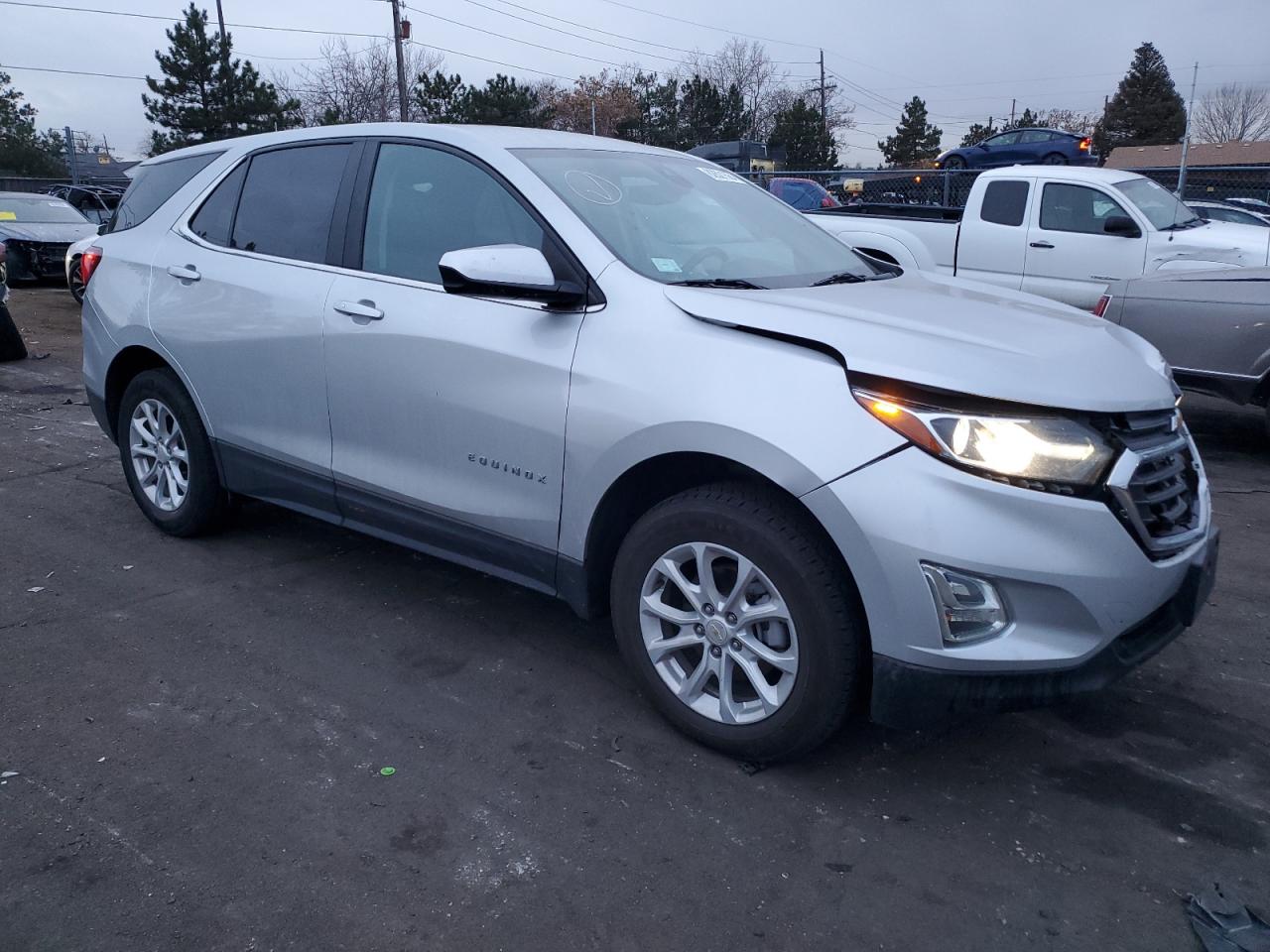 2021 Chevrolet Equinox - Image 4