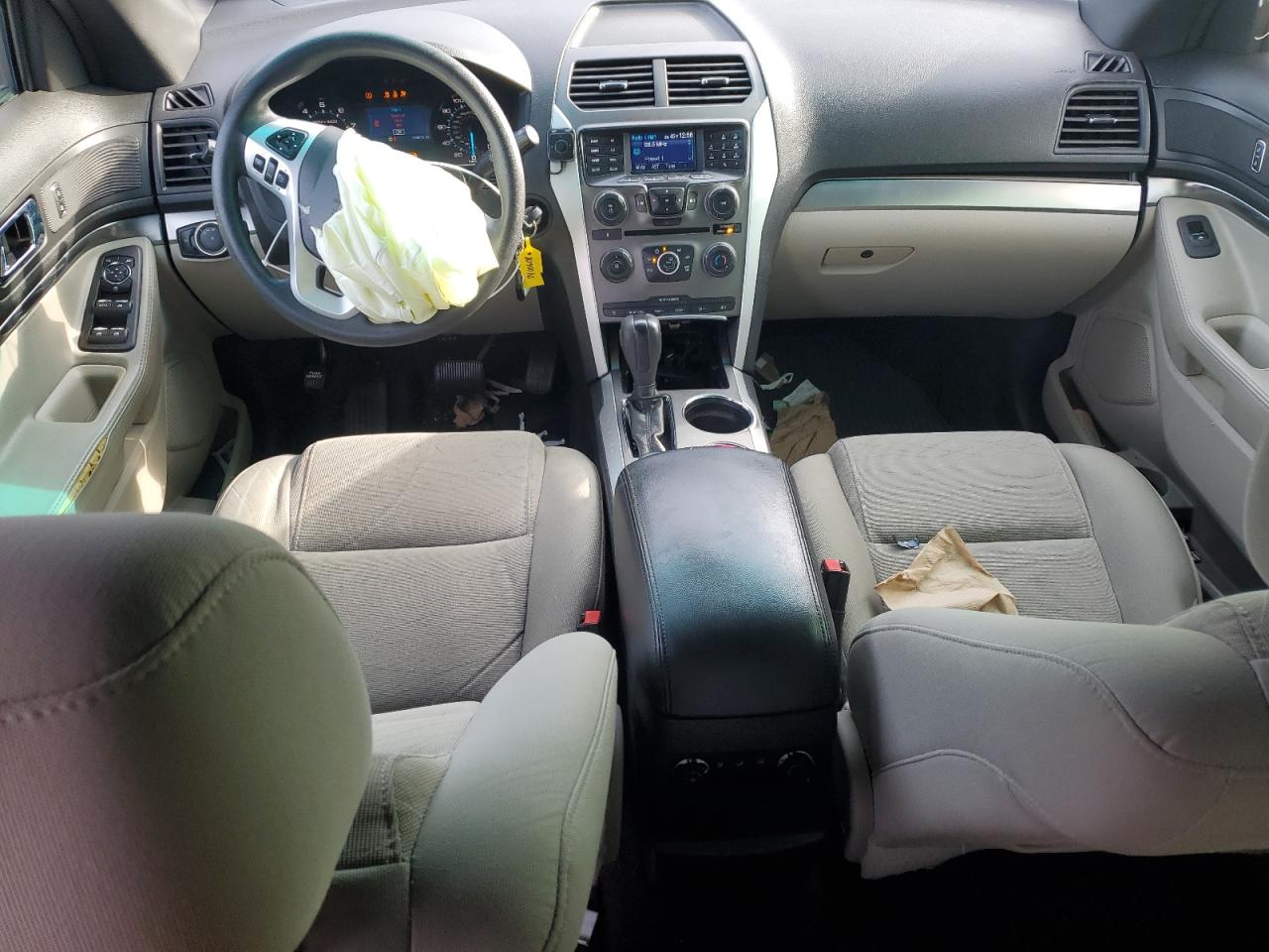 2012 Ford Explorer - Image 8