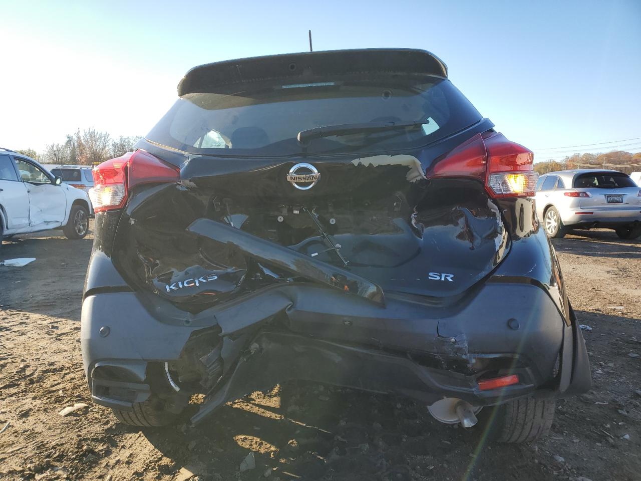 2020 Nissan Kicks - Image 6