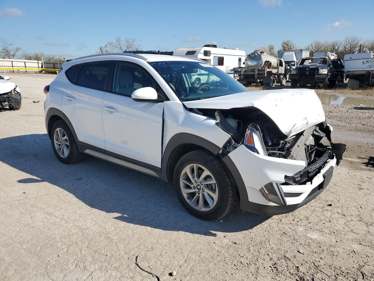 2017 Hyundai Tucson - Image 4