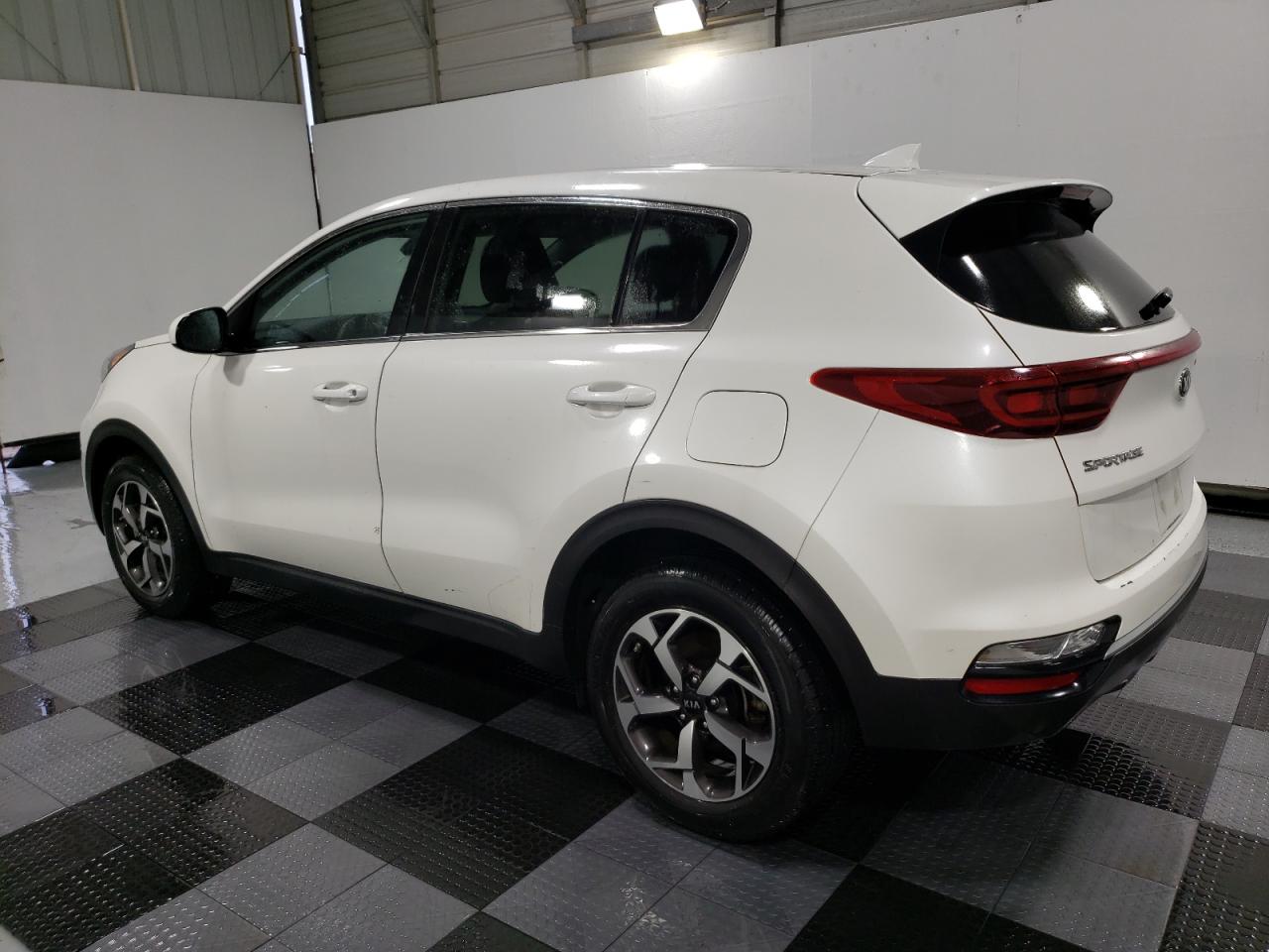 2021 Kia Sportage - Image 2
