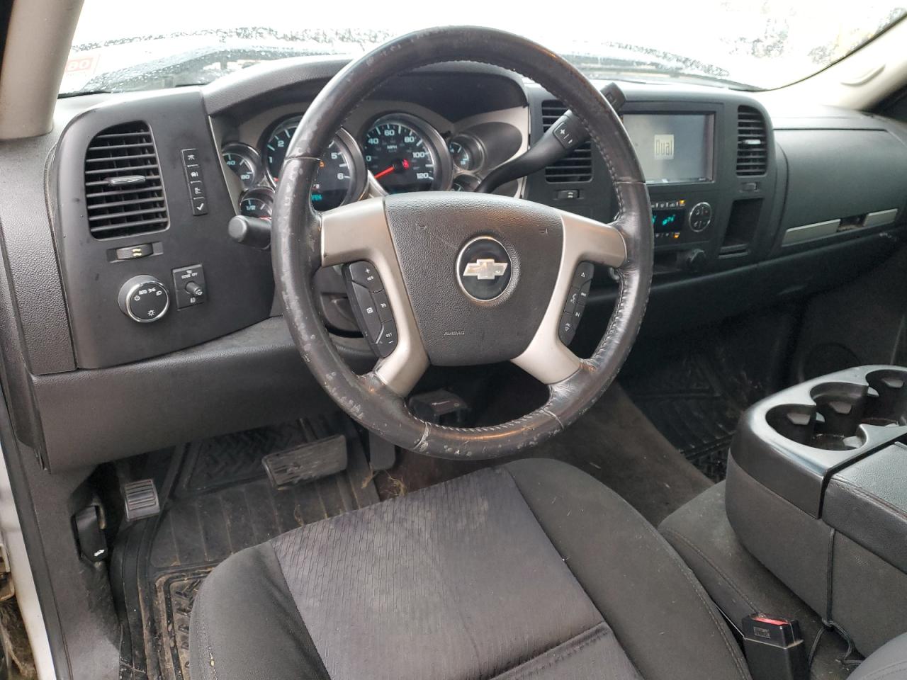 2010 Chevrolet Silverado - Image 8