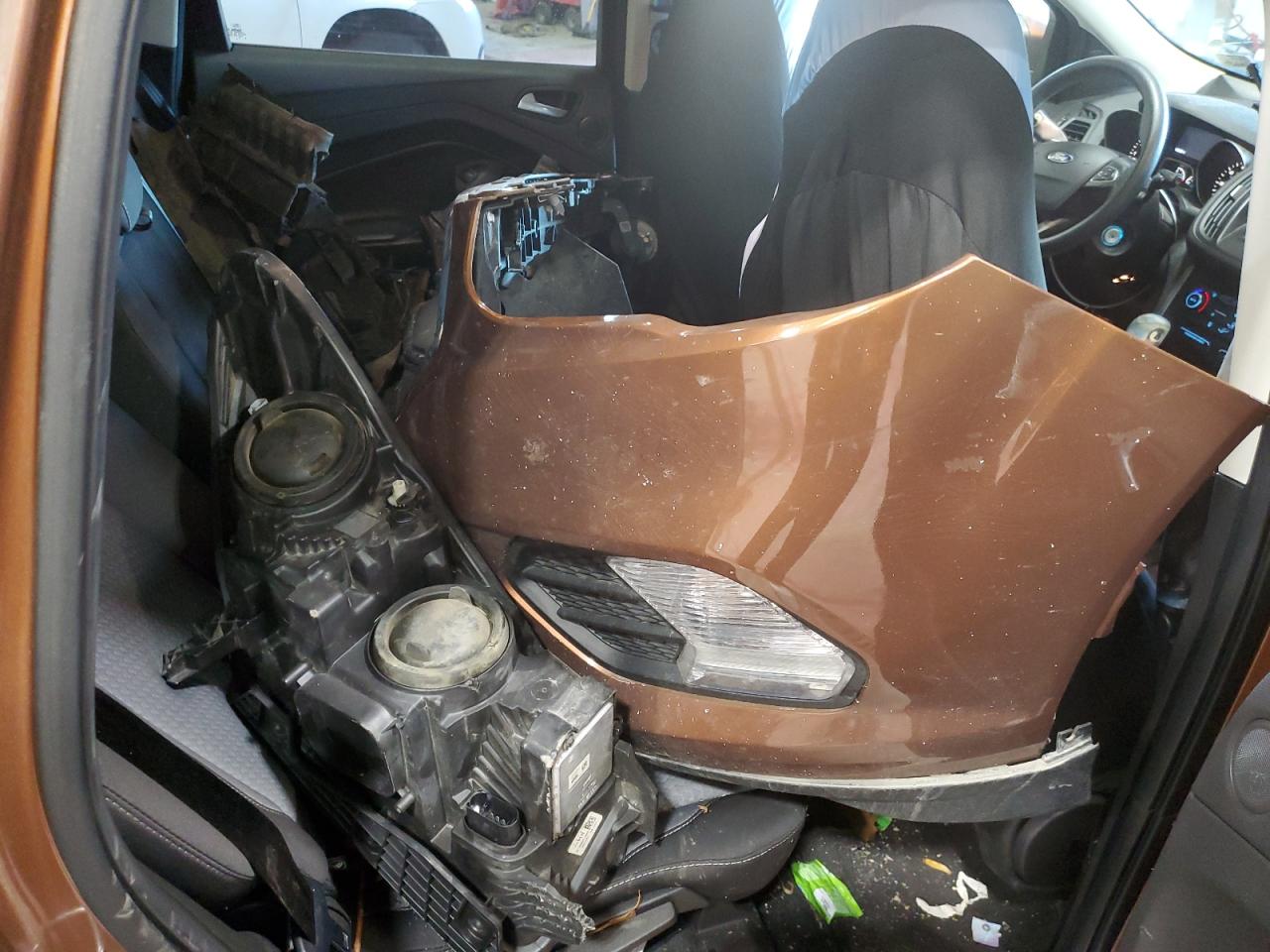 2017 Ford Escape - Image 14