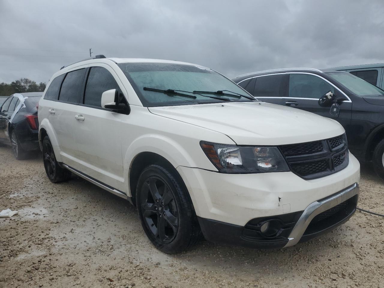 VIN 3C4PDDGG0JT388431 2018 DODGE JOURNEY no.4