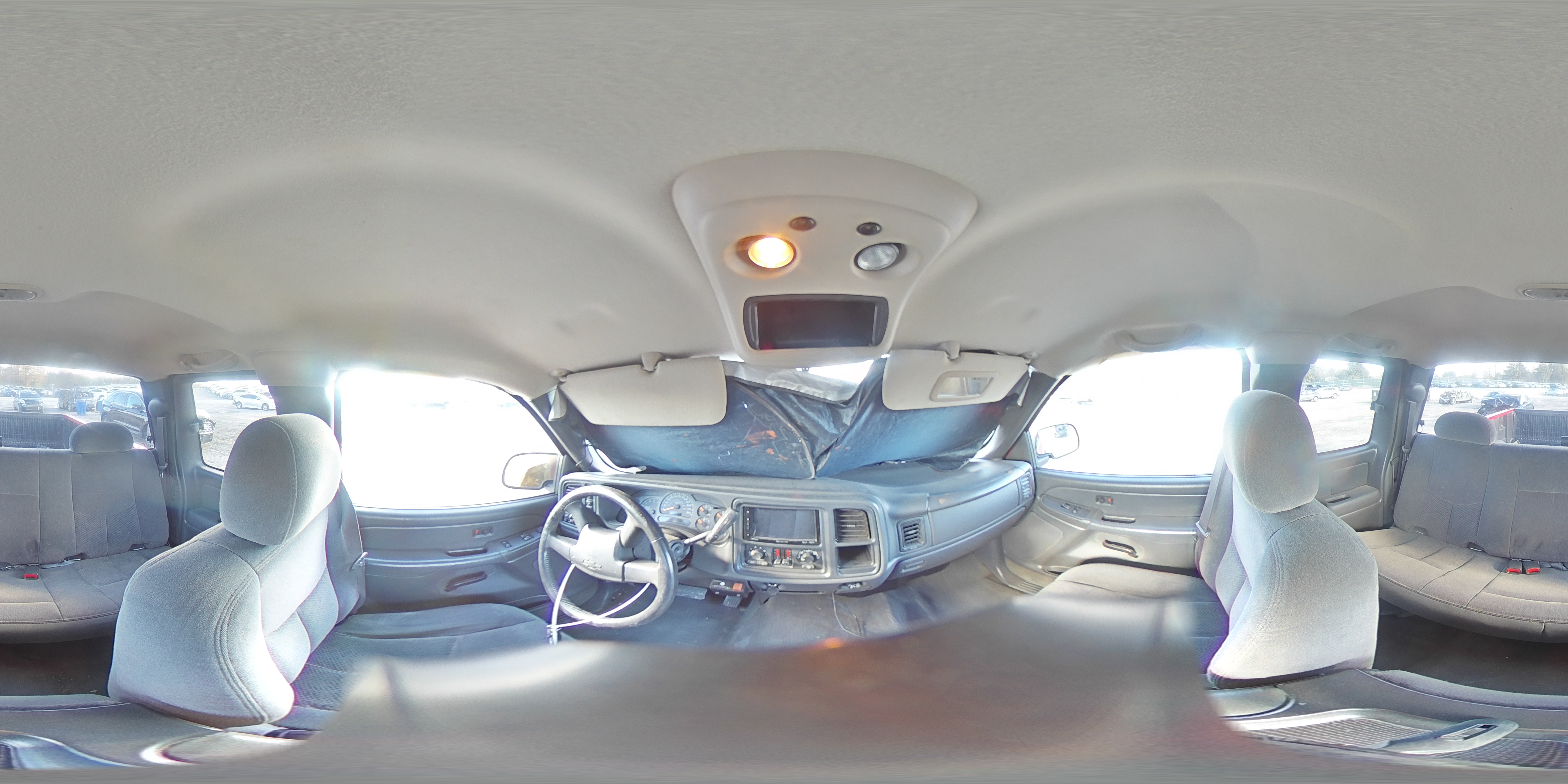 2005 Chevrolet Silverado - Image 13