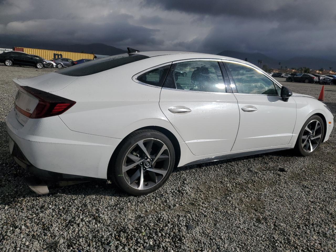 2021 Hyundai Sonata - Image 3