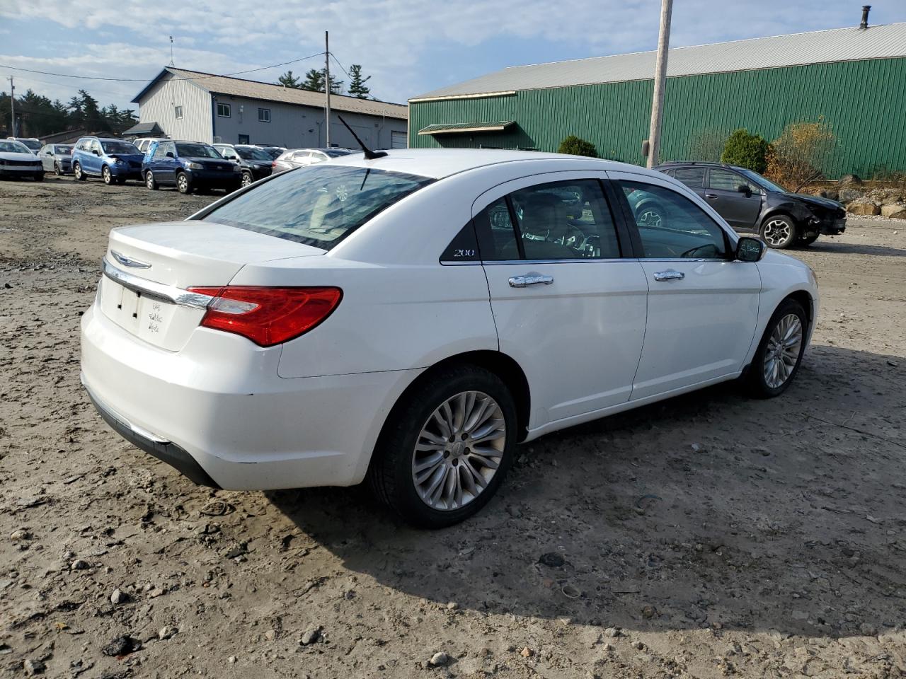 2012 Chrysler 200 - Image 3