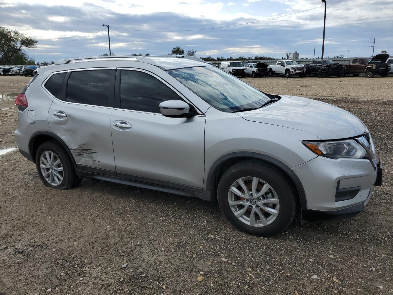 2019 Nissan Rogue - Image 4