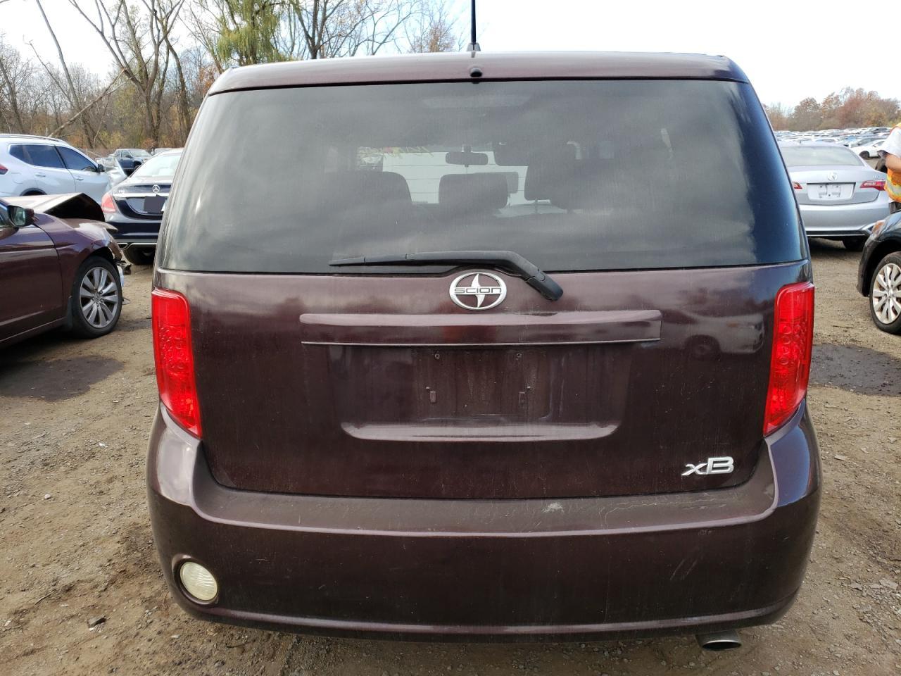 JTLKE50E381006663 2008 Toyota Scion Xb