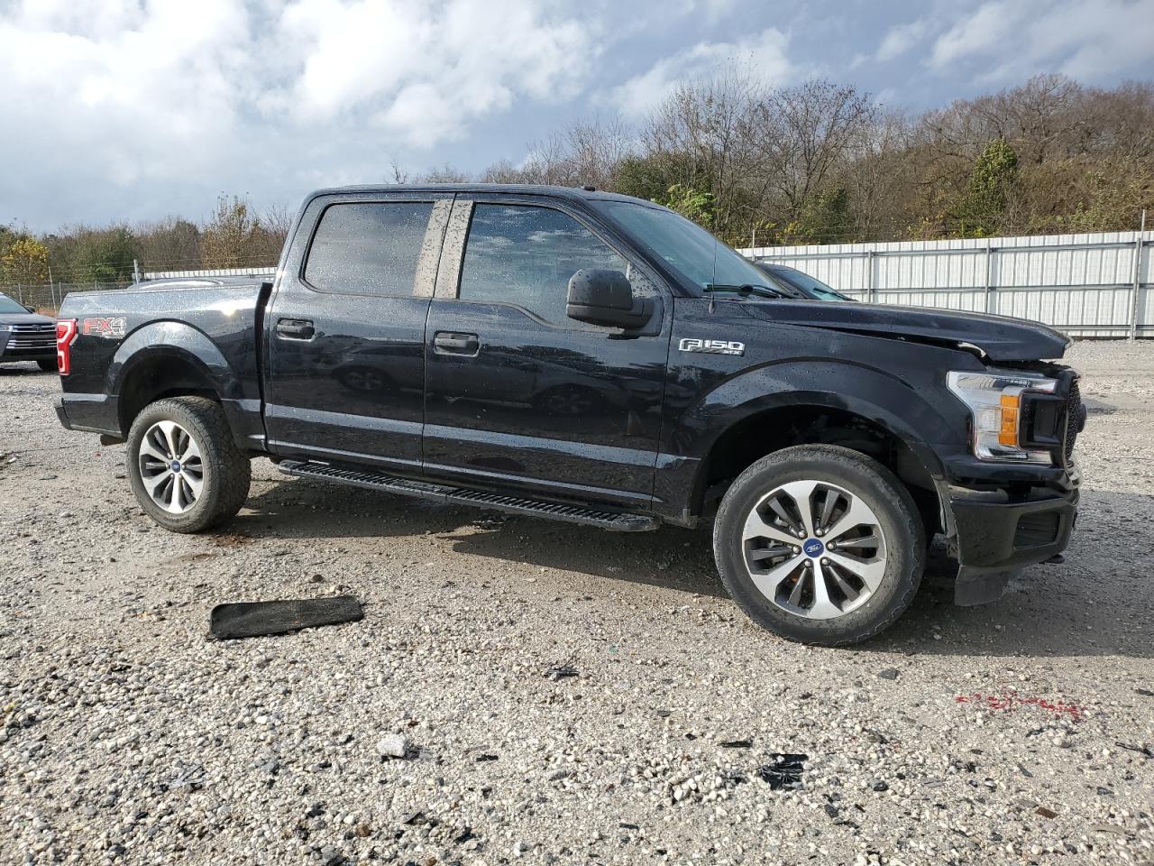 VIN 1FTEW1E41KKC18378 2019 FORD F-150 no.4