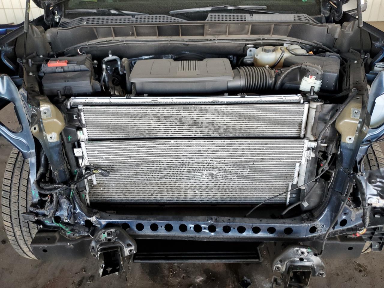 2022 Chevrolet Silverado - Image 11