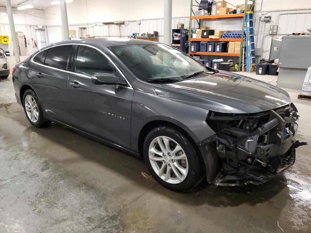 2016 Chevrolet Malibu - Image 4